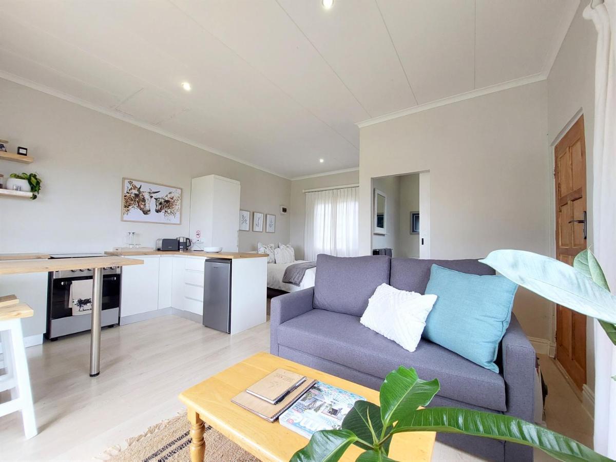 Upmarket Off Grid Cottage On Organic Farm In Secure Estate Howick Exteriér fotografie